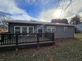 19 Azalea St, Asheville, NC 28803