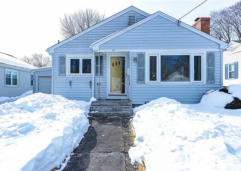 1st image of 77 Gardiner Ave