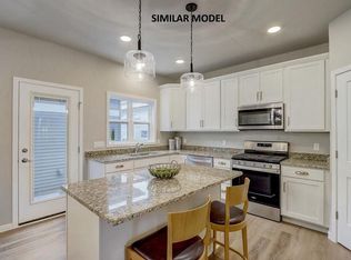 2822 Frisee Dr, Fitchburg, WI 53711