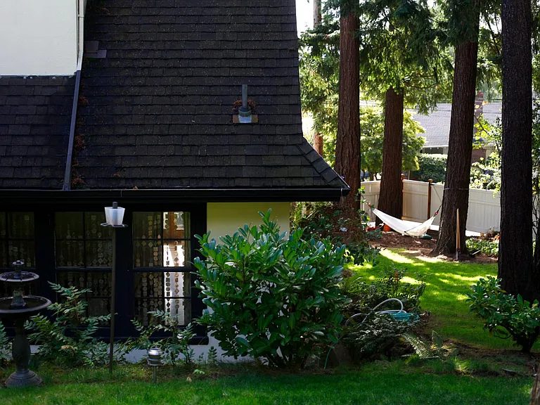 3011 NE Fremont St — Photo 5