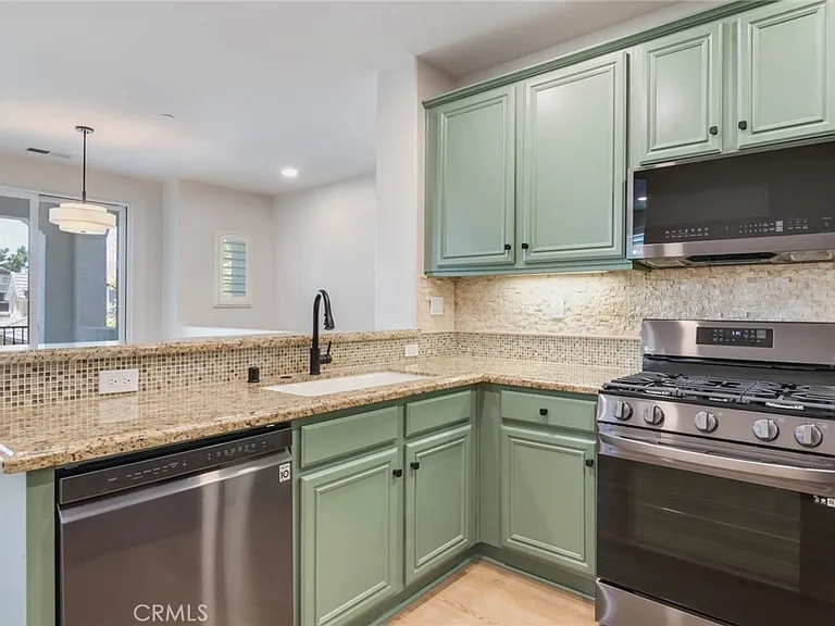 13563 Mashona Ave #7 — Photo 8