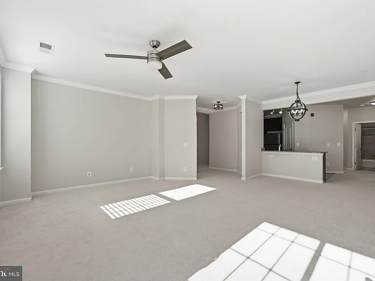 24678 Byrne Meadow Sq — Photo 3