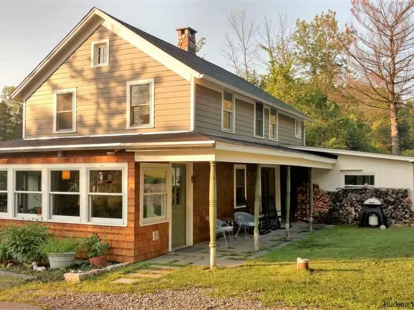693 County Route 6, High Falls, NY 12440