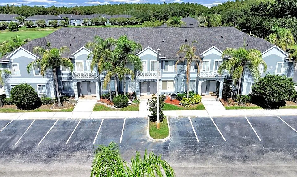 18126 Paradise Point Dr