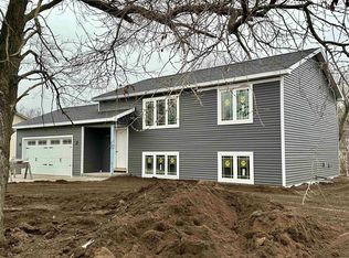 105 Meadow St, Arena, WI 53503