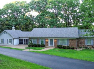 1601 Hemlock Ln, Festus, MO 63028