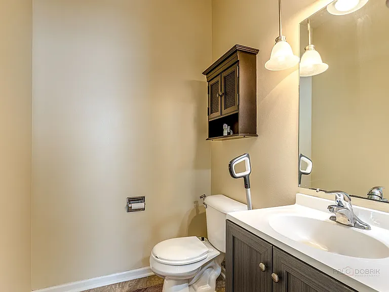 756 Woodewind Dr — Photo 4