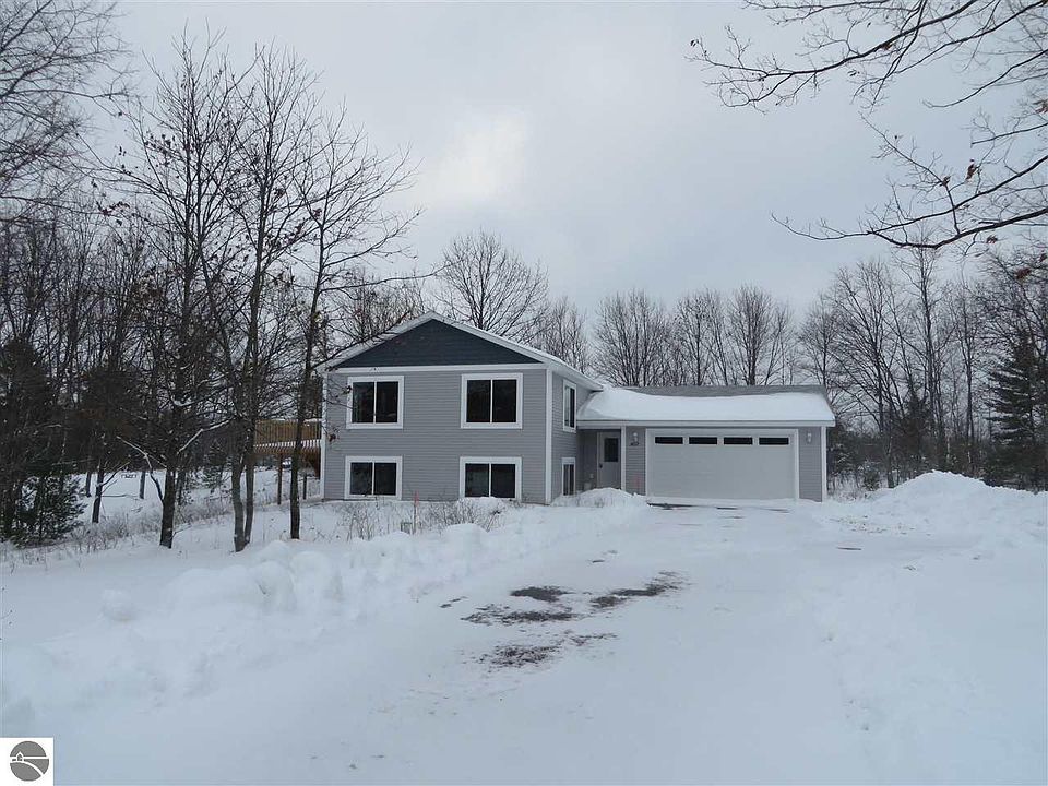 1st image of 9817 Westwood Dr