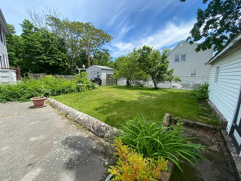 6 Imbaro Rd — Photo 2