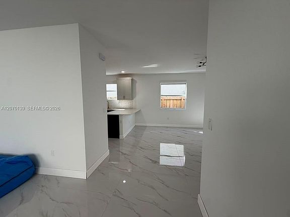 3rd image of 1409 SE 26th Ter #0