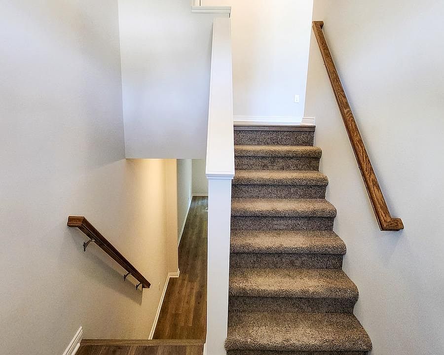 225 Whispering Pines Dr #13, photo 12