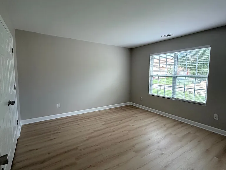 3963 Heather View Ln — Photo 25