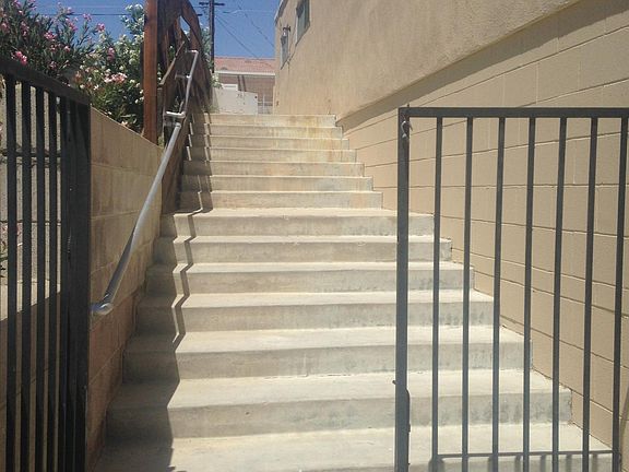 Entry to Valley View Terrace