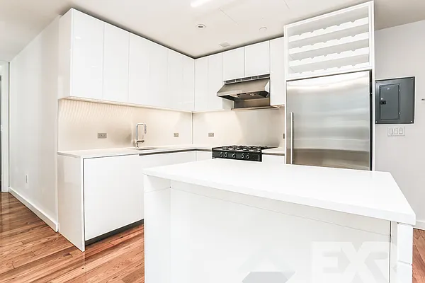 Rented by EXR | media 5