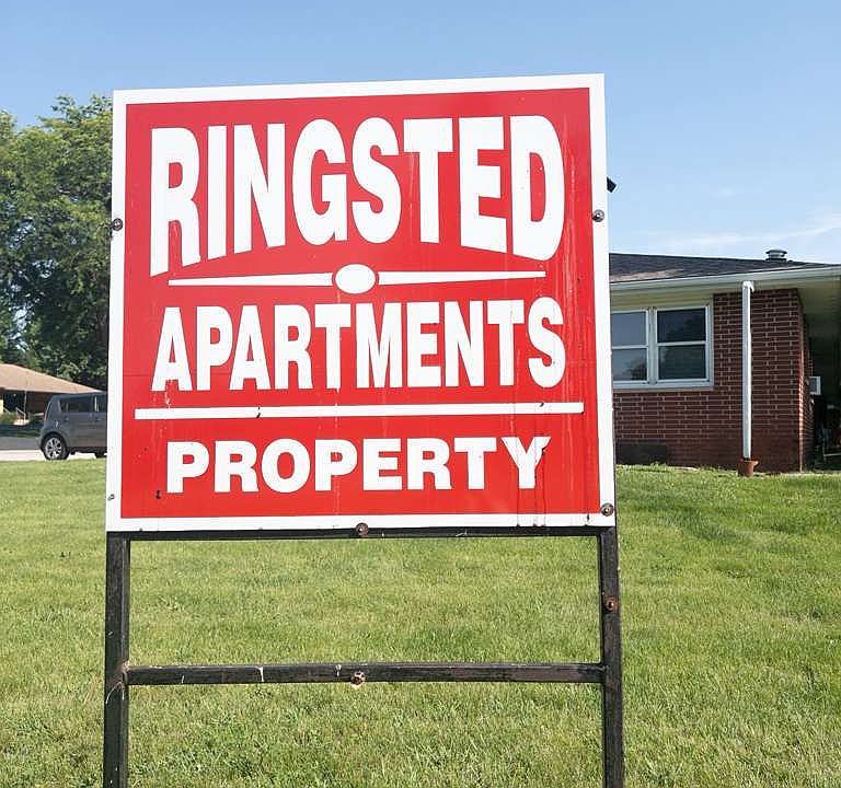 1st image of 103 Walnut St APT 1