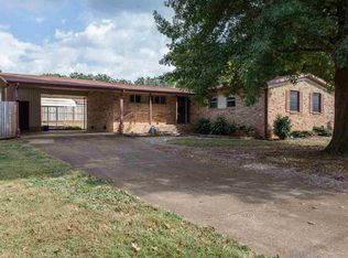 8905 Hogan Dr SE, Huntsville, AL 35802