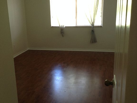 4th image of 20861 NW 3rd Ln