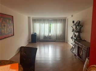 220-55 46th Ave, Flushing, NY 11361