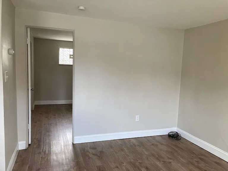 812-906 Turtle Way — Photo 3