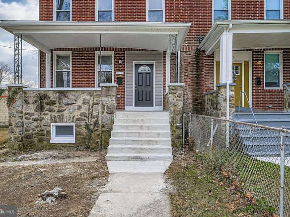 2nd image of 3811 Belle Ave