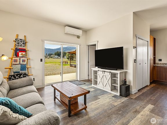 Sliding door open to the patio with stunning views>