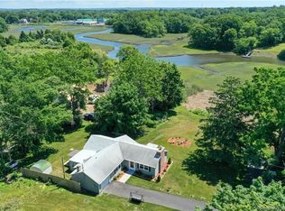 38 Ingham Hill Rd, Old Saybrook, CT 06475