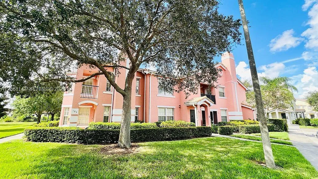 The Belmont At St Lucie W — Photo 2