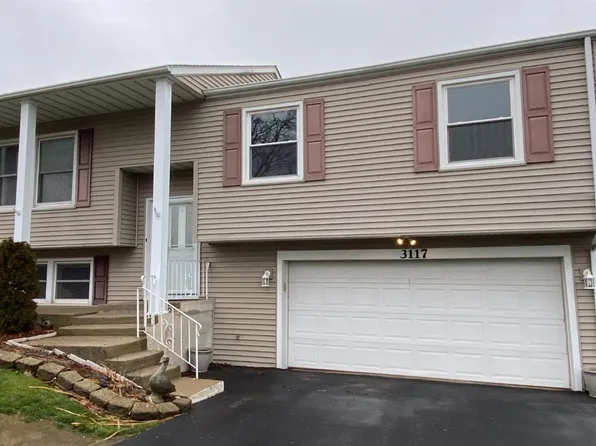 3117 Devonshire Cir, Crown Point, IN 46307