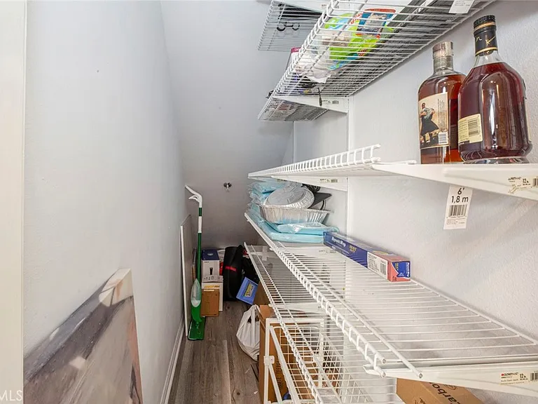 110 W Maple St #30 — Photo 6