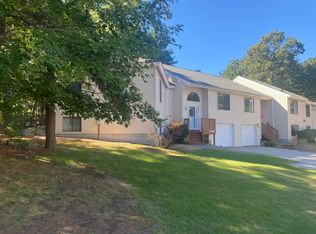 43 Ridgewood Dr, Atkinson, NH 03811