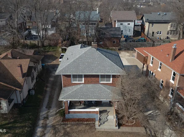 928 Moreau Dr, Jefferson City, MO 65101