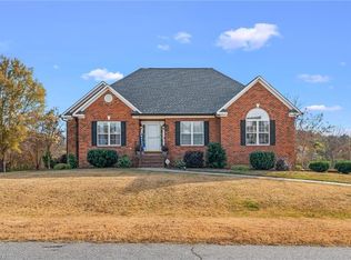 165 Transou Dr, Lexington, NC 27295