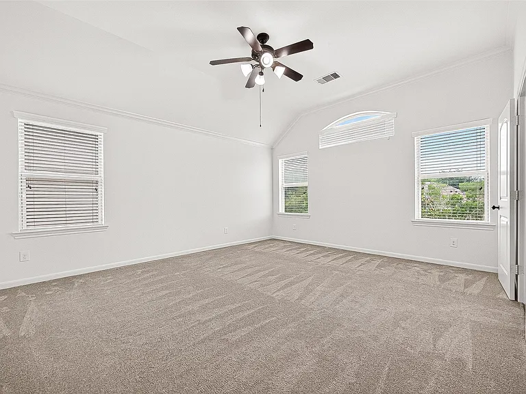 138 S Sawbridge Cir — Photo 27