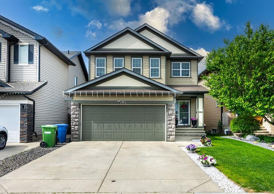 1st image of 203 S Morningside Cir SW