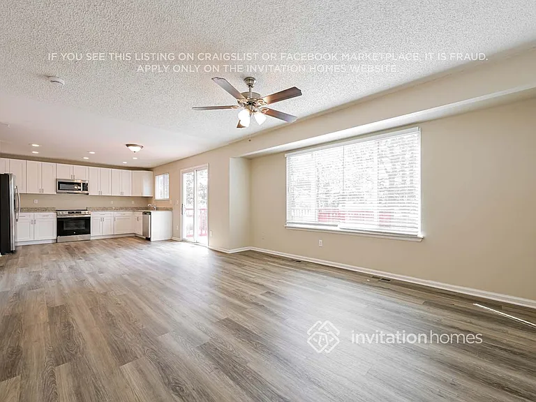 11303 Haswell Ct — Photo 11