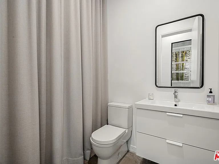 710 N Orlando Ave #104 — Photo 20