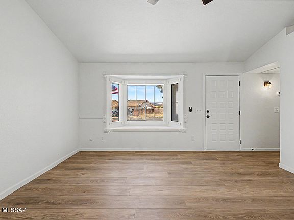 5th image of 4819 S Windrose Dr