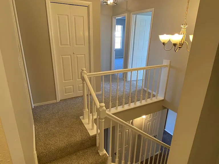 2124 Jefferson Pl — Photo 8