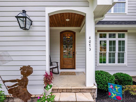 4th image of 4073 Windtree Dr #13