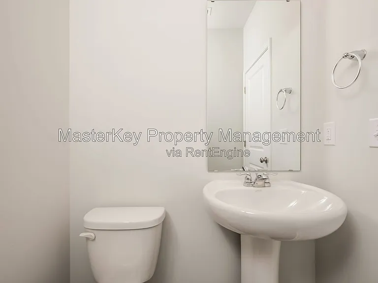 804 McKenzie Park Ter — Photo 25