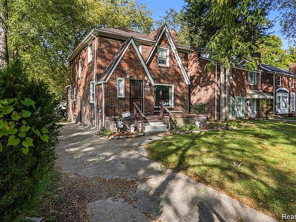 3rd image of 13935 Faust Ave