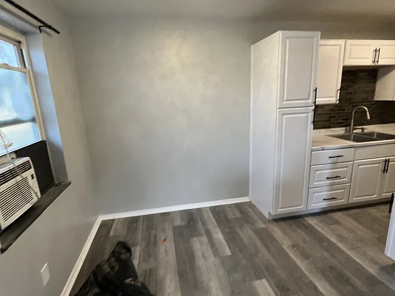2414 Hancock Ave #2418 — Photo 6