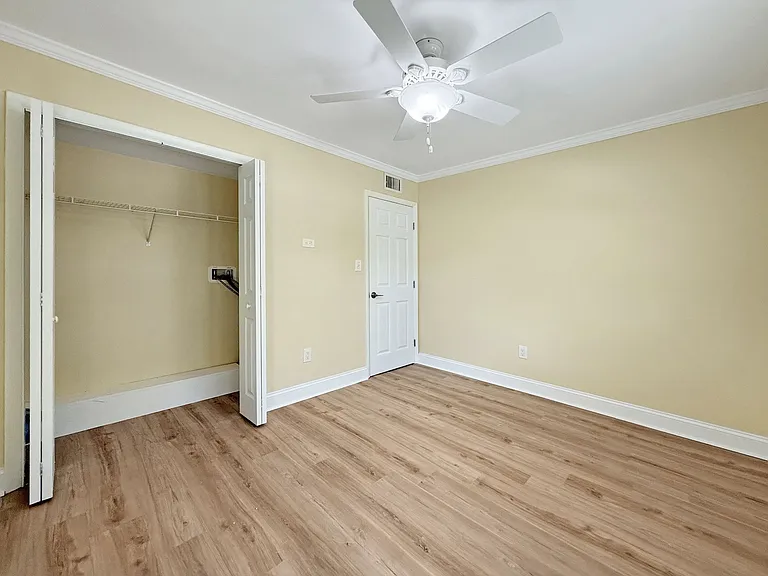 4533 Marine Pkwy #101 — Photo 22