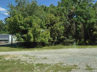 Pierce Ave, Pulaski, VA 24301