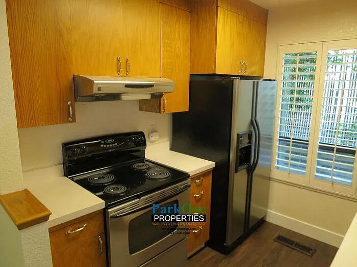 905 Colina Ct — Photo 7