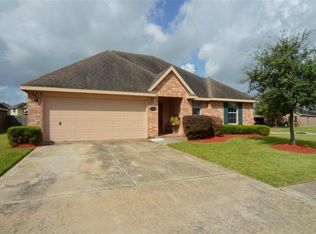 3402 Cypress Village Dr, Pearland, TX 77584