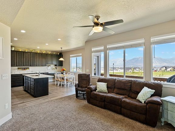 5th image of 14283 S Autumn Path Ln
