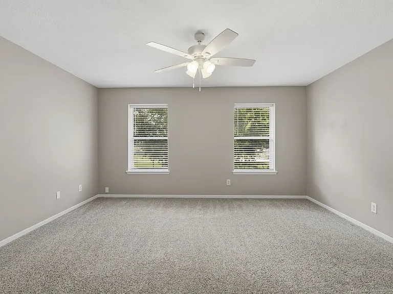 3007 Eagle Lake Dr — Photo 22