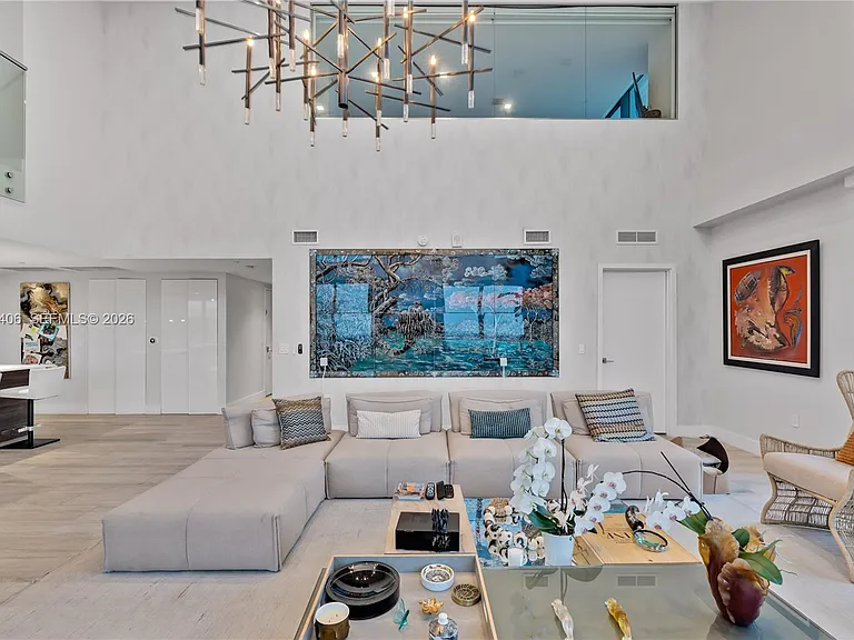 121 NE 34th St #Penthouse 3217 — Photo 6