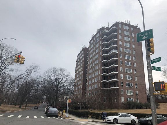 4th image of 5355 Henry Hudson Pkwy #12B